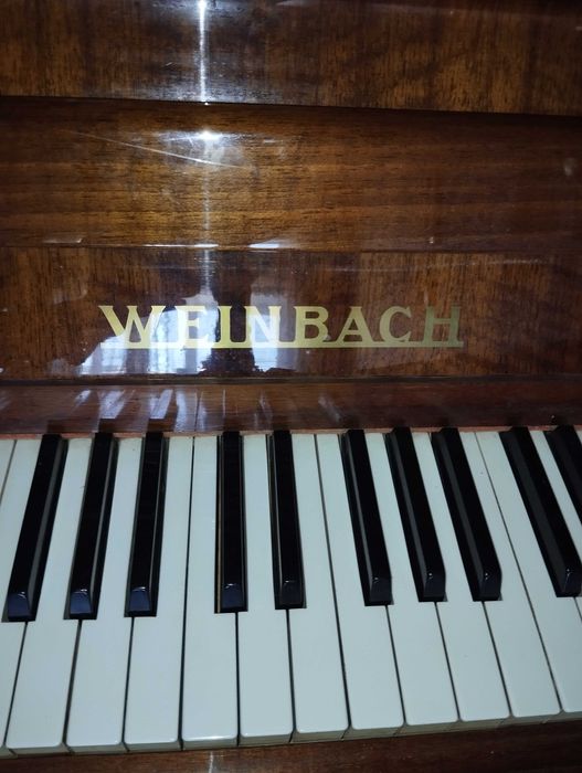 Пианино Weinbach