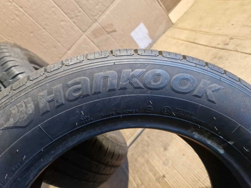 2 Hankook R16C 205/65
летни бусови гуми DOT5220