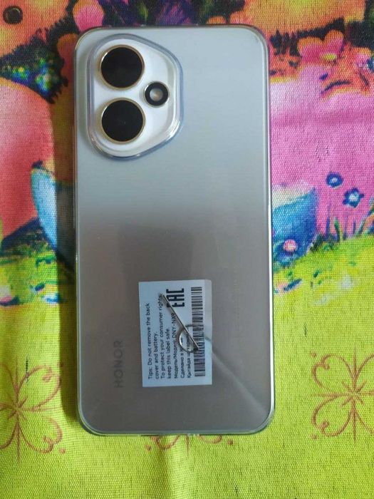 Продается HONOR 400 5G 8/256