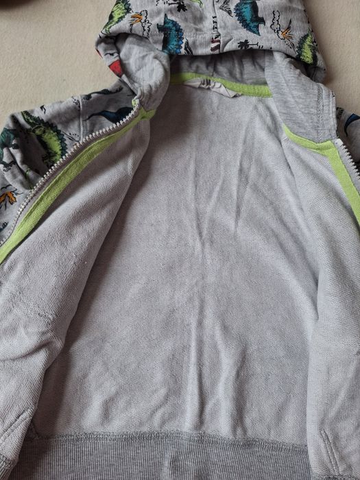 Нови връхни дрехи размер 116 (5-6 години)