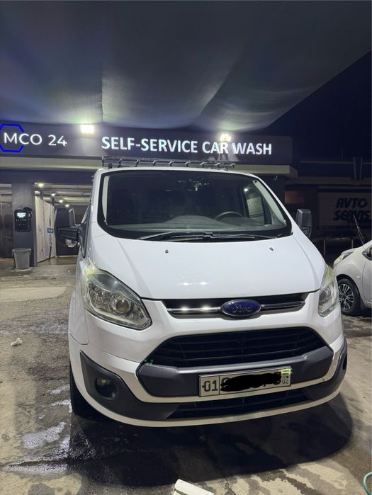 Ford transit custom sotiladi