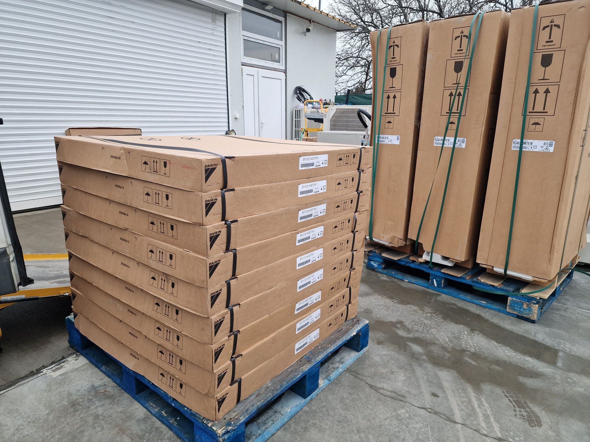 BYCQ140D7W1 Daikin панел решетка за касета