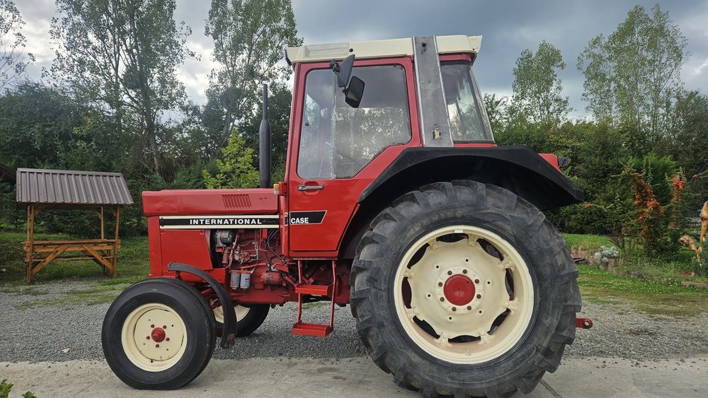 Tractor International 745 XL