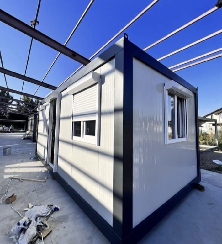 Vand containere modulare la oferta