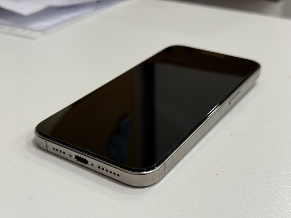 iPhone 15 pro max 256GB Natural Nitanium