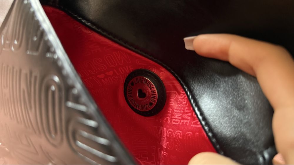 Чанта love moschino