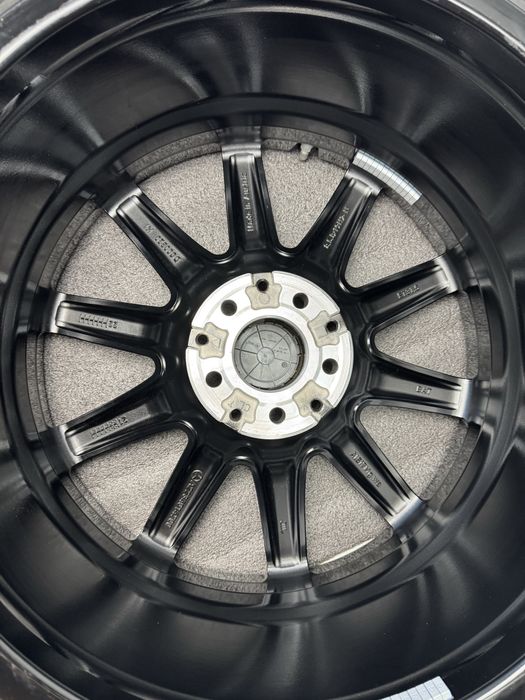 Jante originale Mercedes S class W223 pe 19 iarna