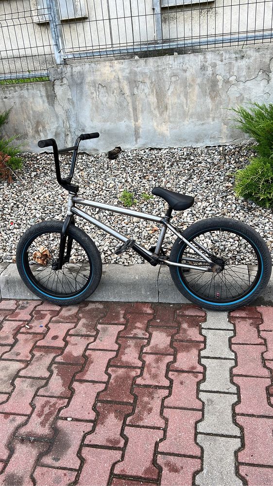 Vând BMX Subrosa