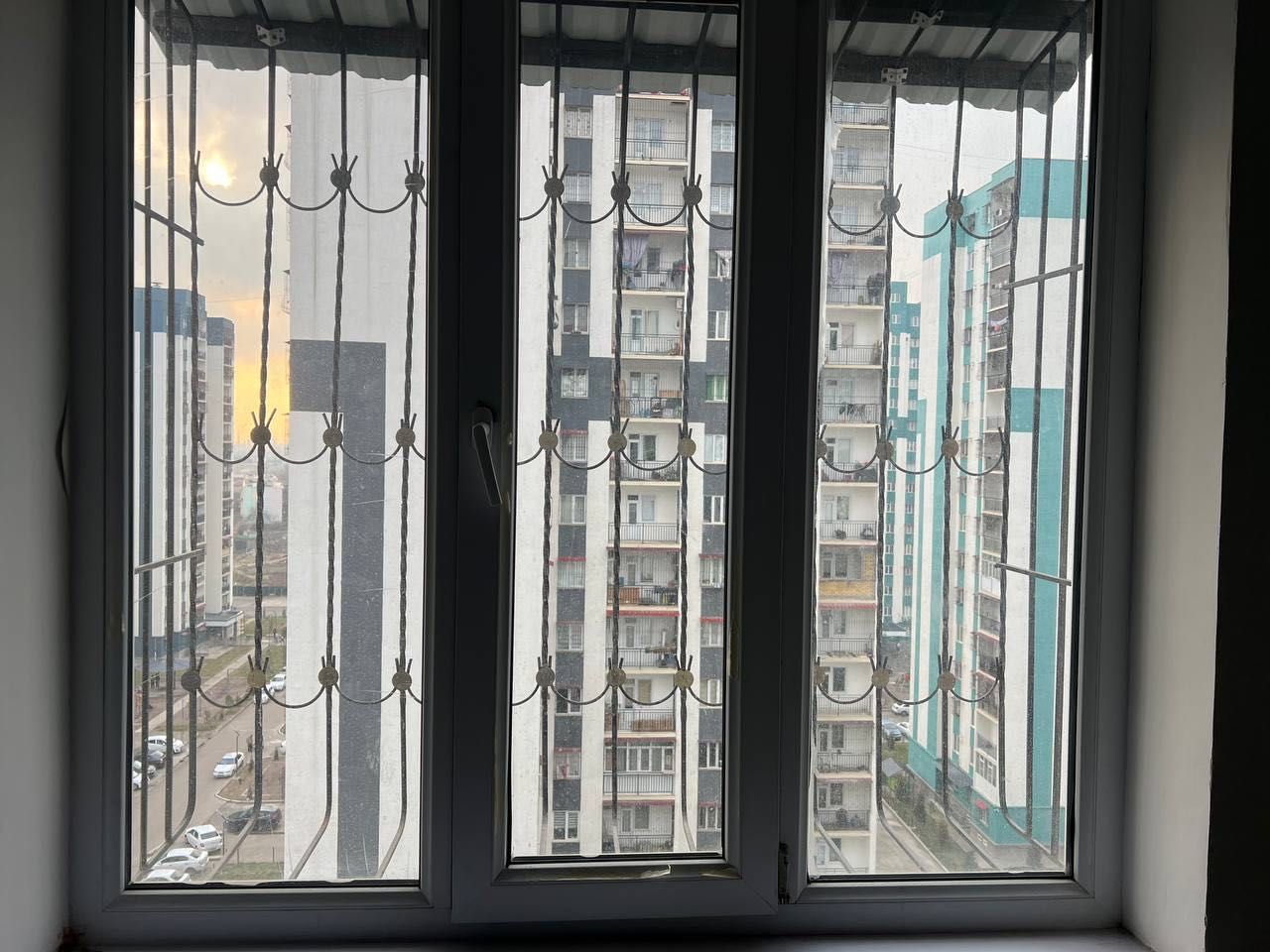 Reshotka sotiladi savola  narxni kelishtirib beradi