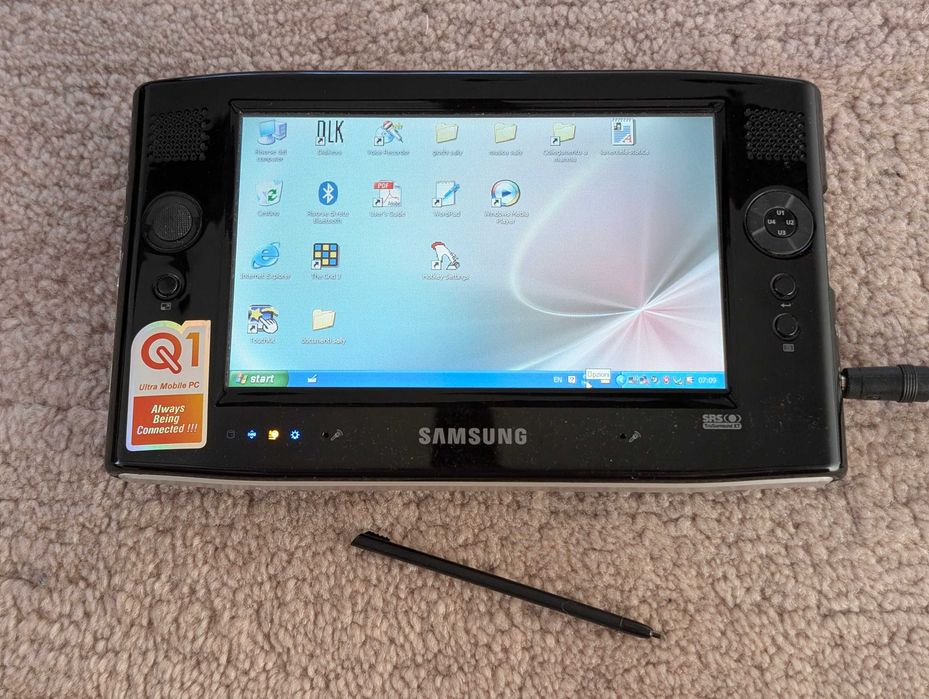 UMPC NP-Q1 de top top , 220 lei