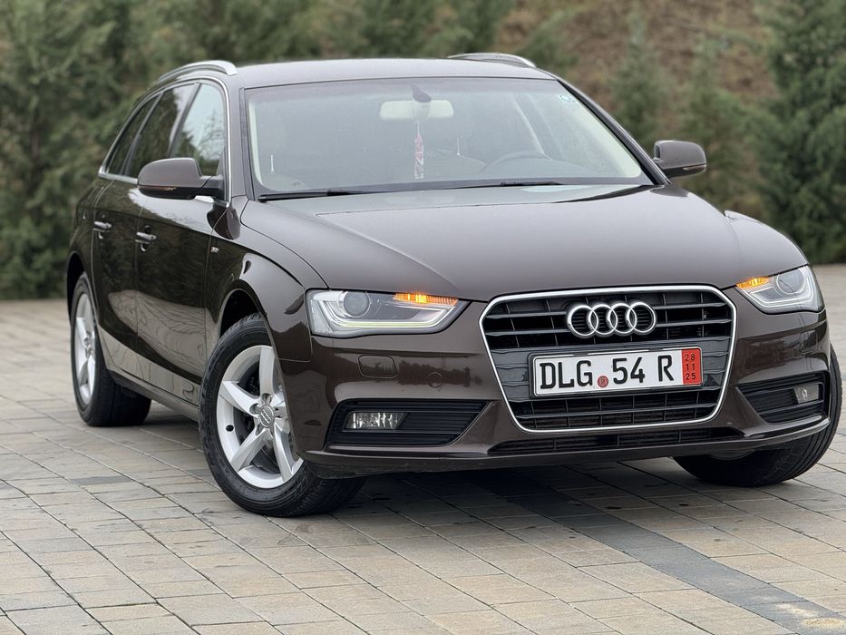 Vand Audi A4 S line 2.0 TDI  143 CP Automat 2013