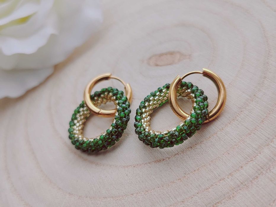 Ръчно изработени обеци халки с висулка от Японски мъниста, Стомана