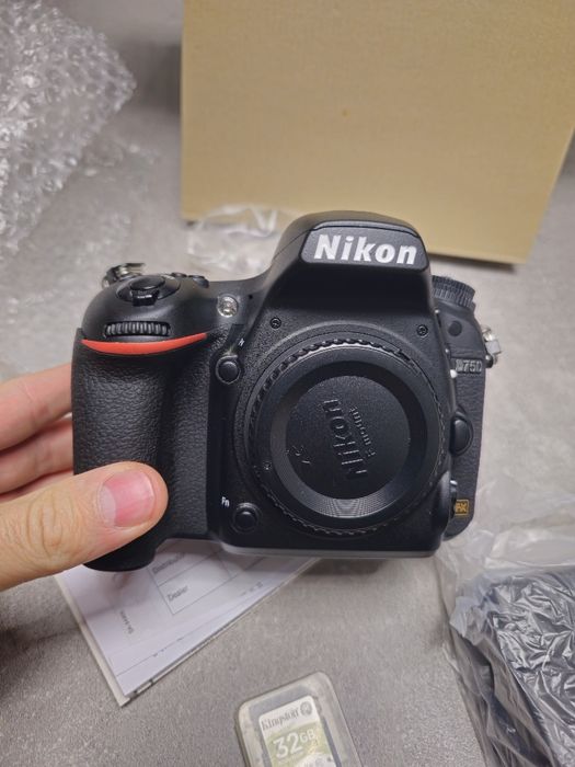 Nikon D750 Aparat Foto DSLR 24MP CMOS Body