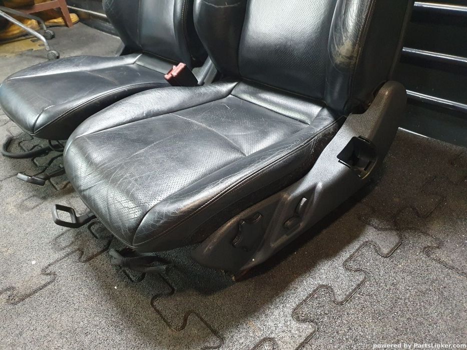 Scaune piele cu incalzire MERCEDES-BENZ C-CLASS II (W203)  [ 2000 - 2007 ] C 220 CDI (OM 611.962) 100KW|136HP