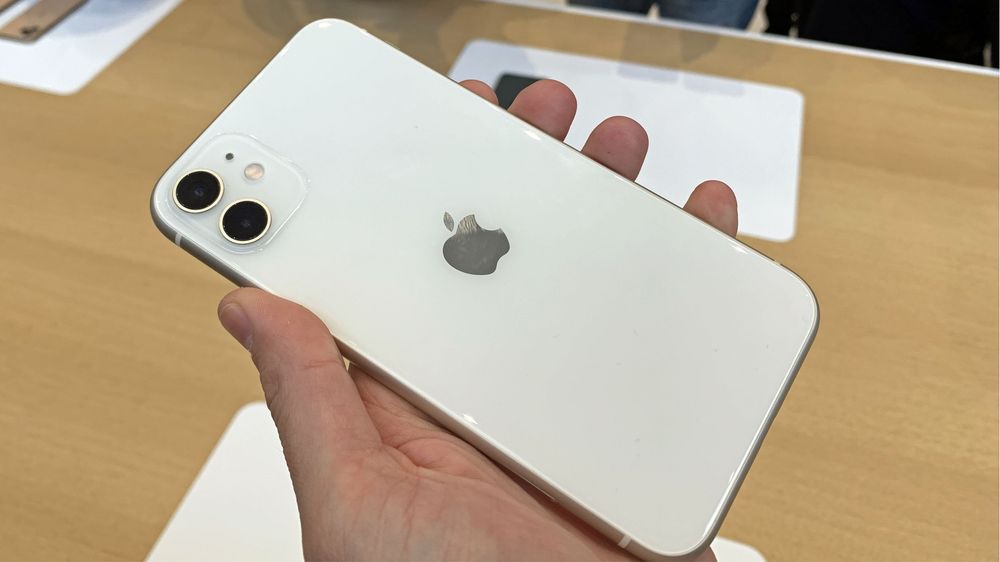 Iphone 11 в хорошем состоянии