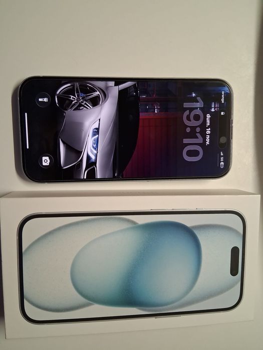 Iphone 15 in stare foarte buna