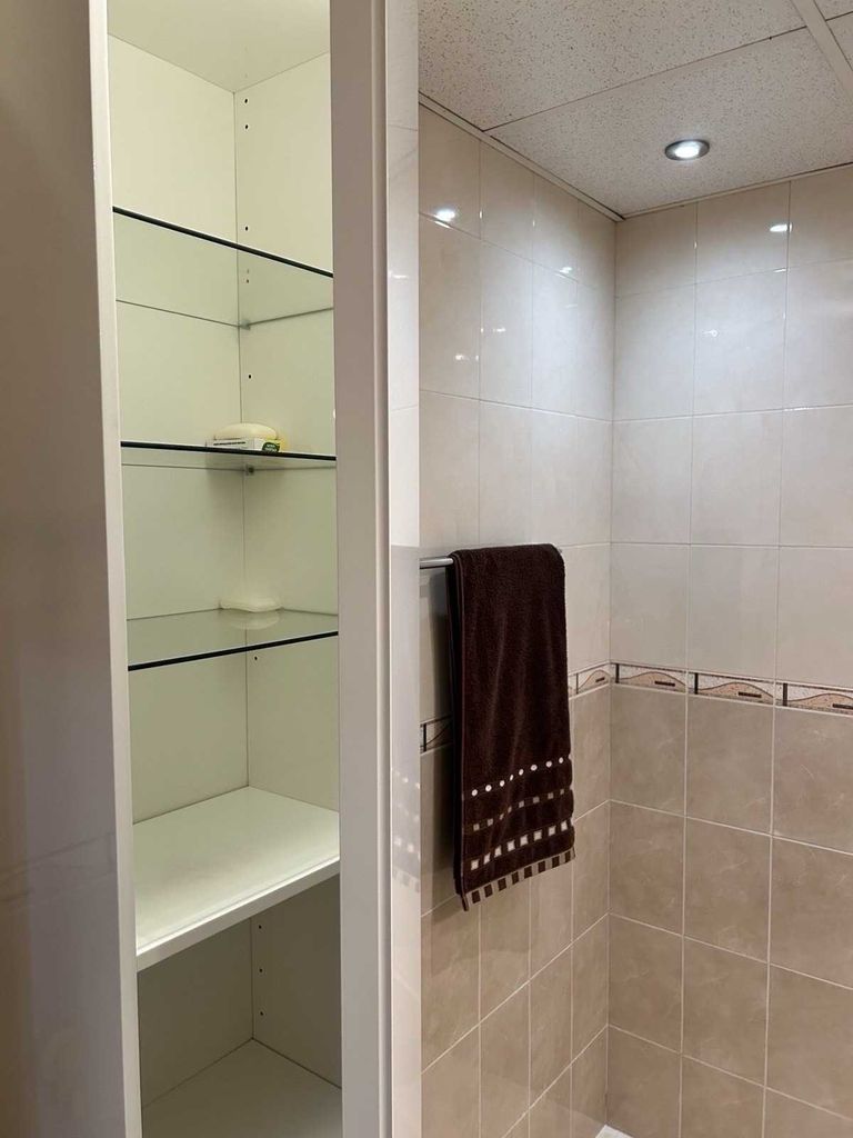 Дава се под наем Двустаен апартамент в София, Борово - 83 кв.м за 700 € - Снимка #4