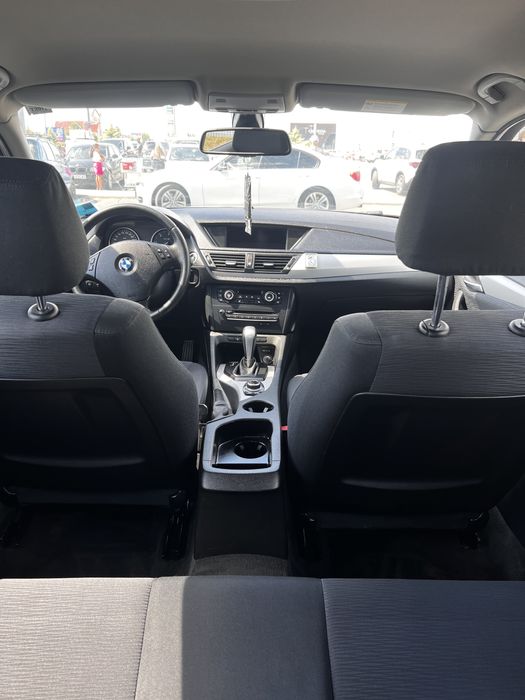 BMW X1  s drive 143cp maro