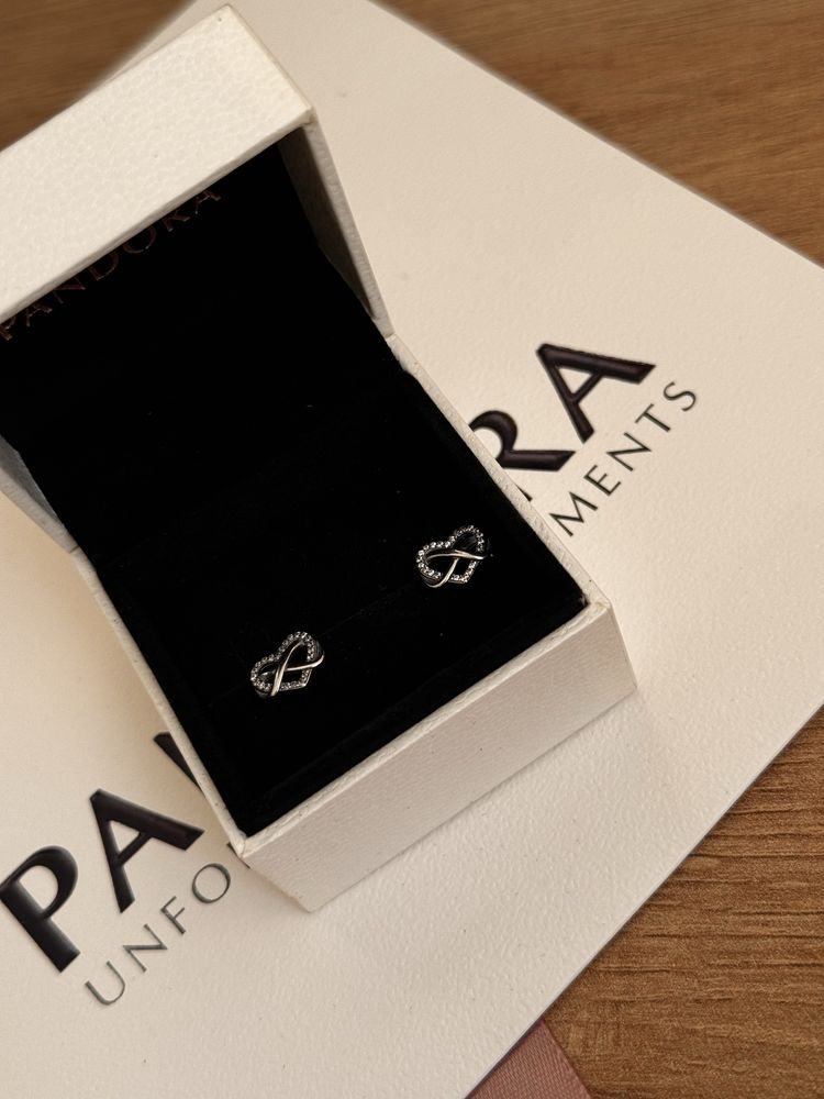 Пандора обеци Pandora