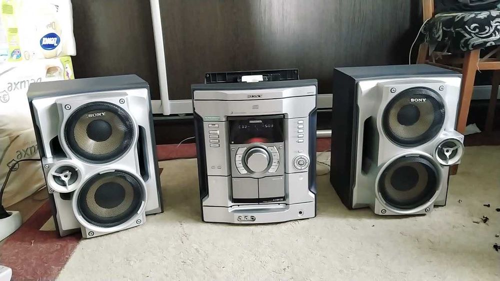 музыкальный центр Sony MHC-RV22 120 Вт.