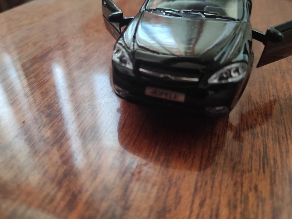 Продам мадельки Jentra Chevrolet