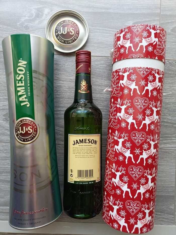 Sticlă de colecție în ambalaj original