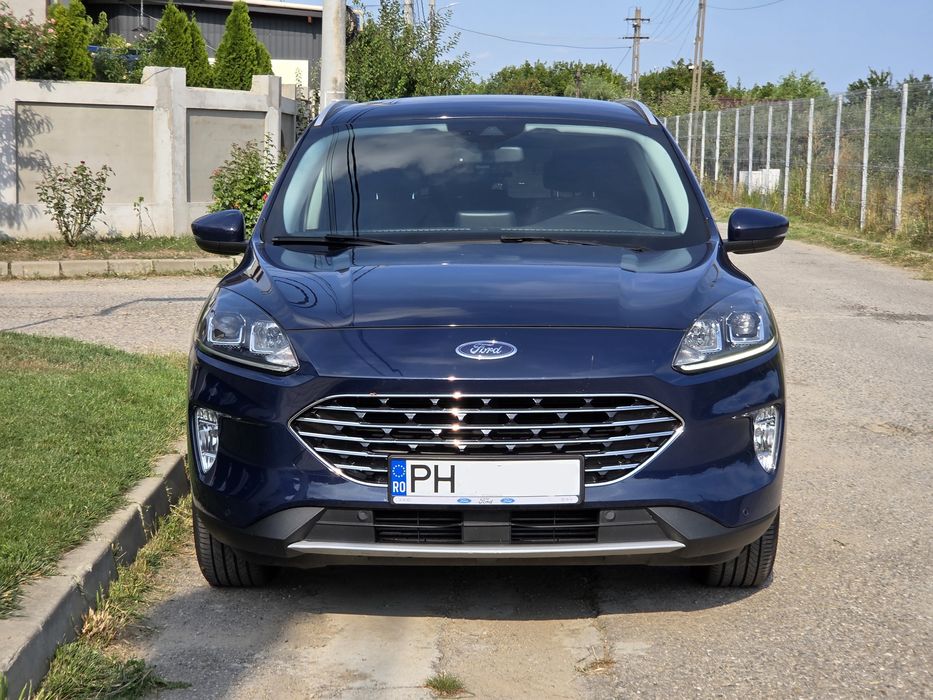 FORD Kuga Titanium • 1.5EcoBlue AT8 Camera Virtual Cockpit LED Keyless