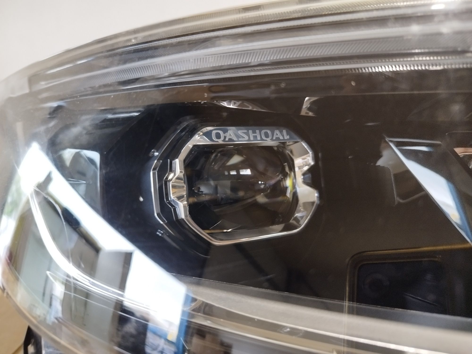 Оригинални лед фарове nissan qashqai j11 tekna