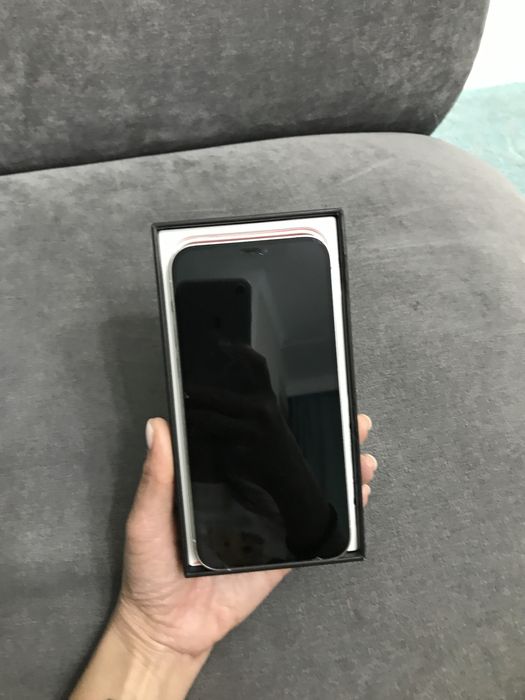 Iphone 12 pro в идеальном состоянии