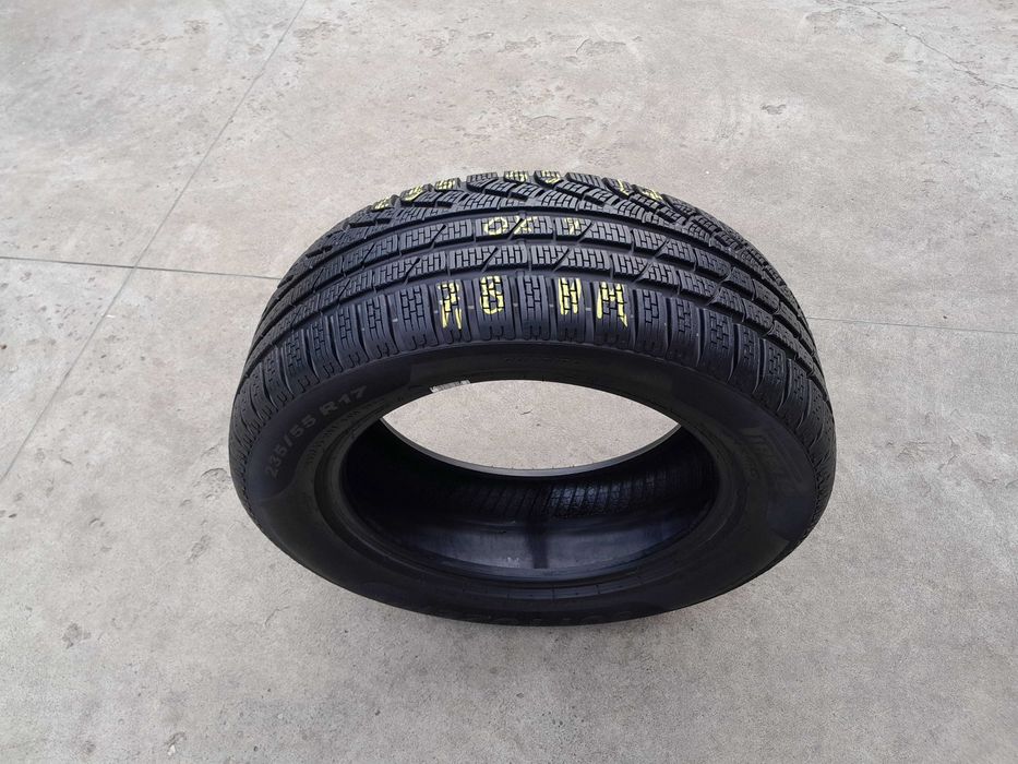 O anvelopa de iarna 235 55 17 pirelli sottozero 2 profil 7,8 mm