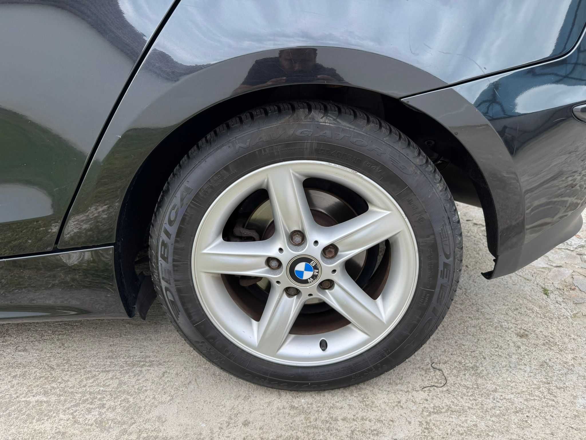 Vând BMW Seria 1