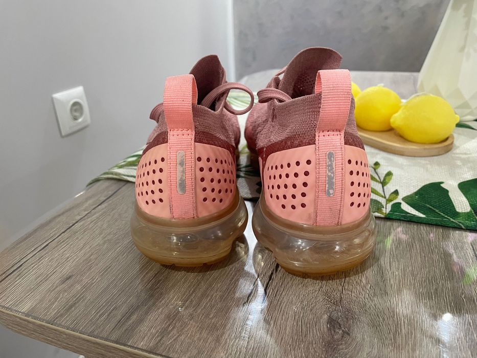 Оригинални Nike 38.5