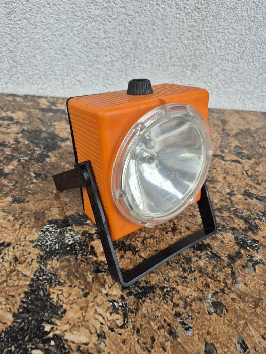 Vand lanterna ,model 6volti (4x1.5v R20),made Germania Comunista (DDR)