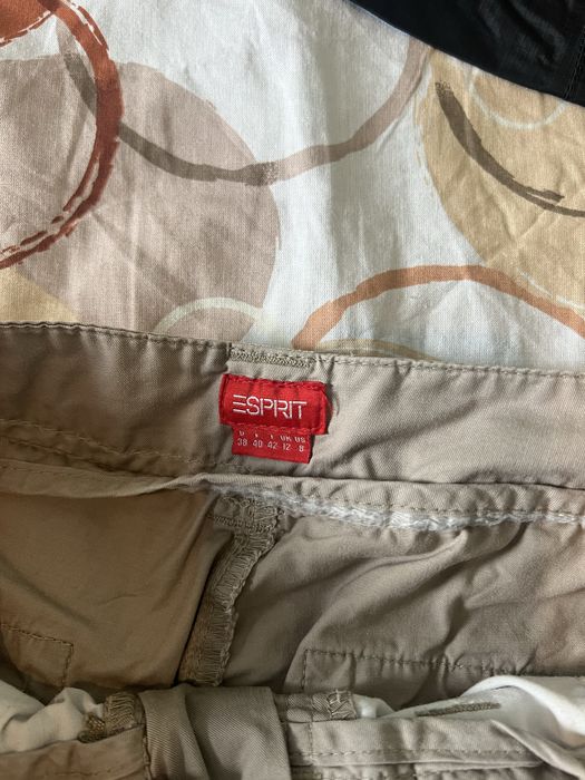 Подарявам дамски дрехи