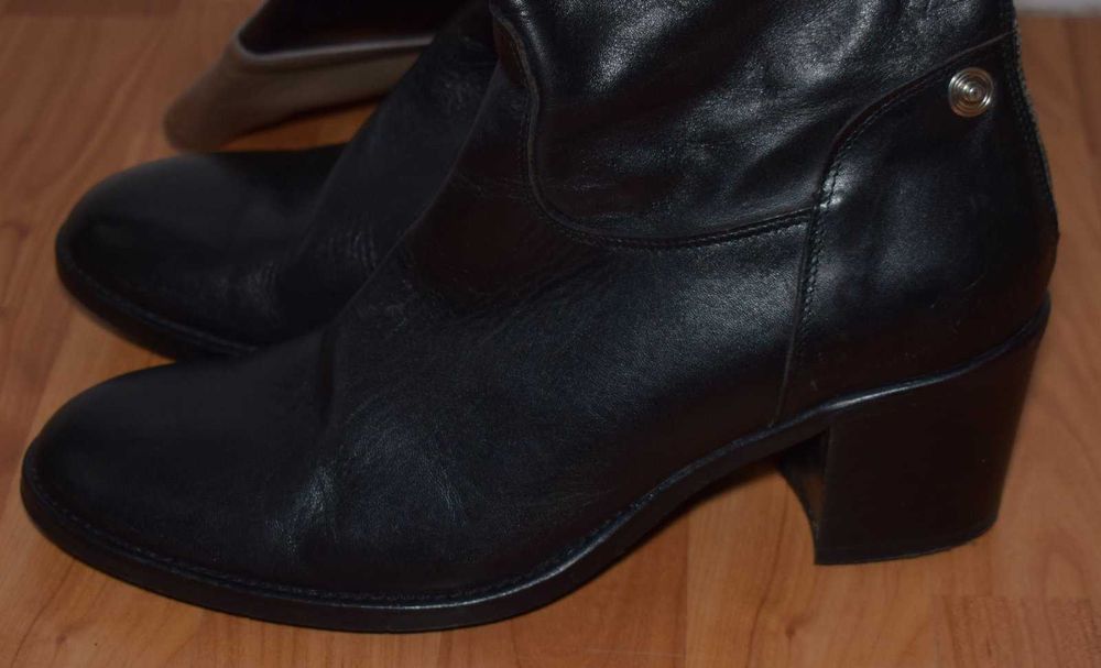 Cizme piele Laura Busi, nr 40