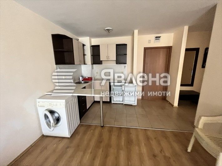 Продава се Двустаен апартамент в к.к. Слънчев бряг - 72 кв.м за 980 €/кв.м - Снимка #2