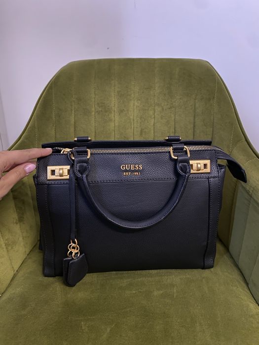 Geanta guess neagra