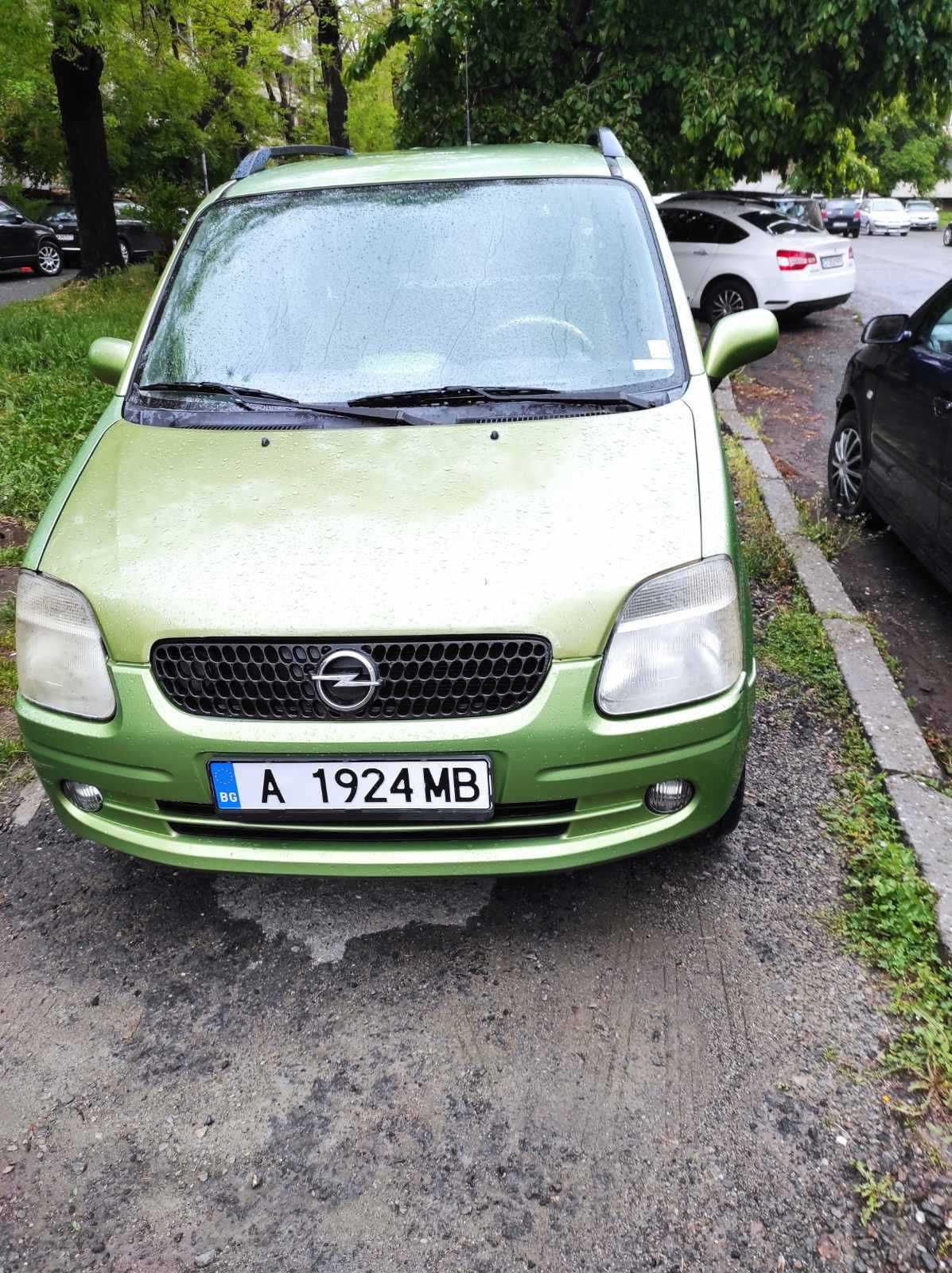 Продавам Опел Агила