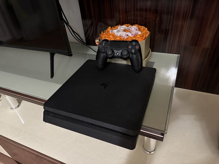 Playstation 4 Slim 512 gb