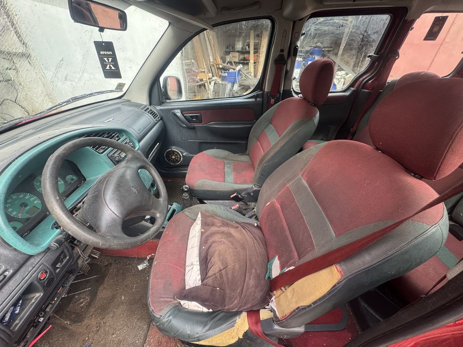 Берлинго на части