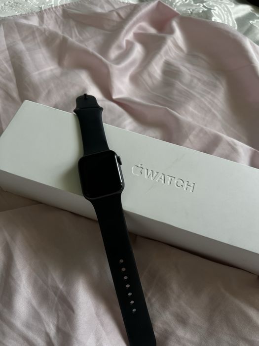 Apple watch 5 series