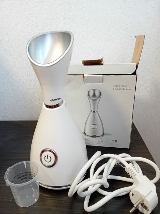 Aparat de cosmetica. Infuzare cu functie de ionizare.