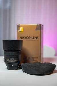 Nikon 85mm F1.8 70-300 F4.5-5.6 Sigma 10-20 F3.5 Blitz Nissin