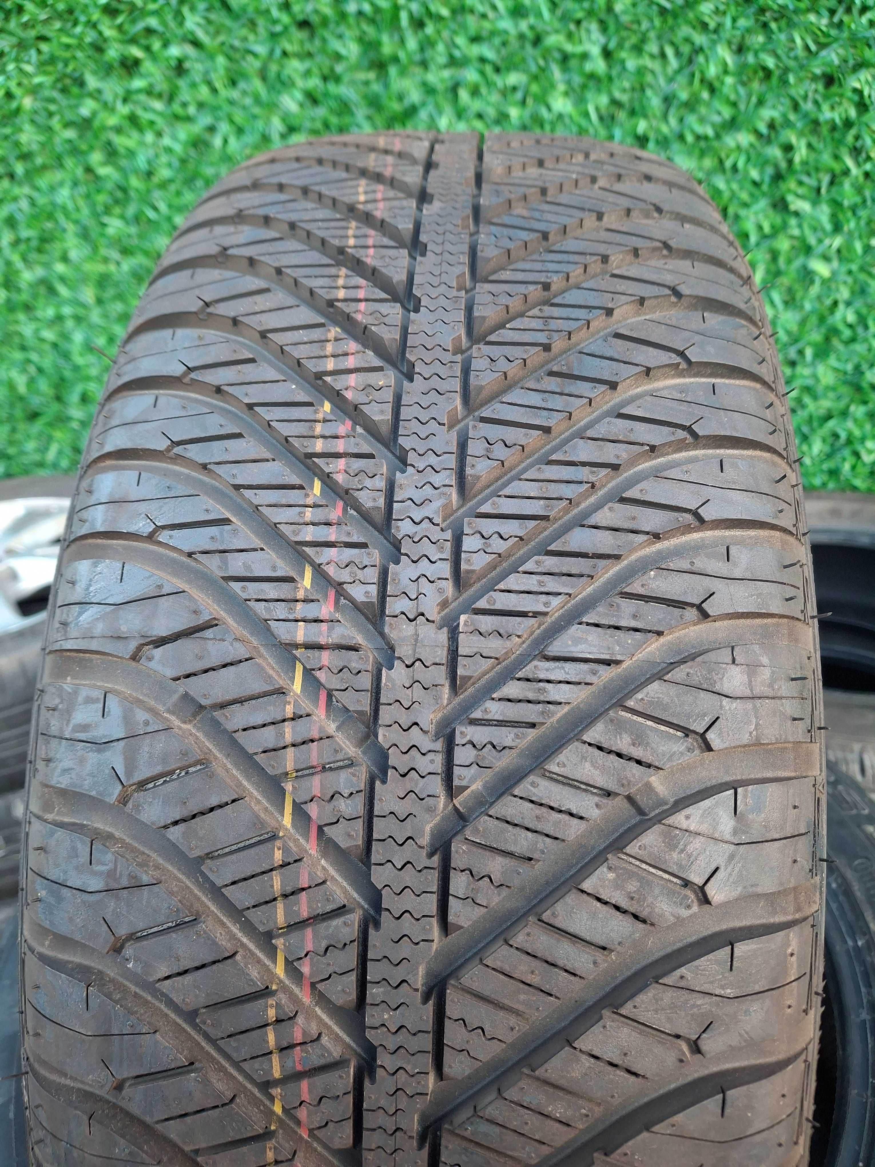 Нова всесезонна гума 225/50/17 Goodyear