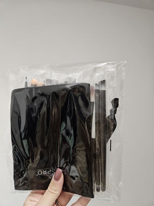 Pensule machiaj sensopro