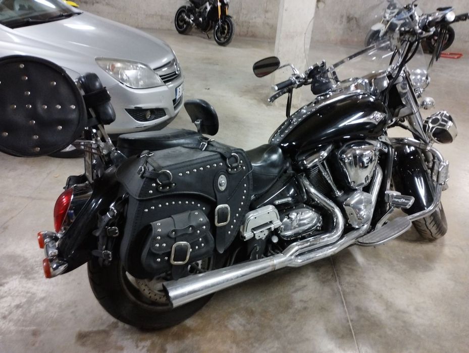 Продава се изгодно Kawasaki vulcan 2000 кубика