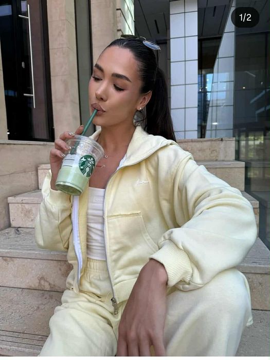 Спортно-ежедневен комплект Karma в пастелно жълто