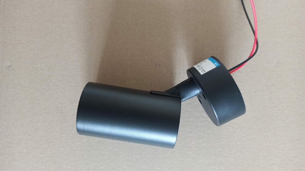 Lampă de perete spot led