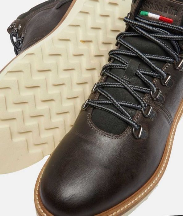 Кафяви мъжки боти