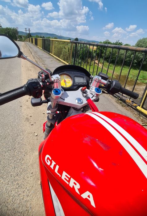 Gilera Dna 80 cc vând /schimb
